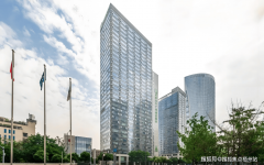 代1号位于成都东大街焦点商圈